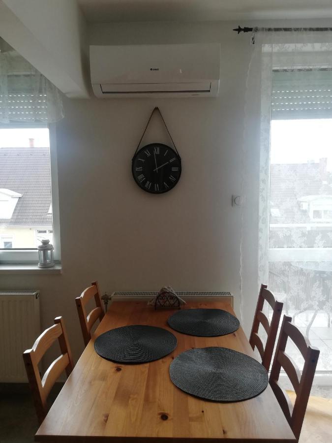 Appartement Gold à Sopron Extérieur photo